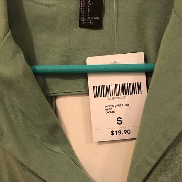 Forever 21 button Mini - Picture 3 of 5